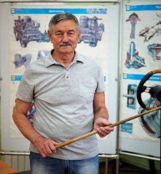 Инструктор 2 автошколы «Курьер»