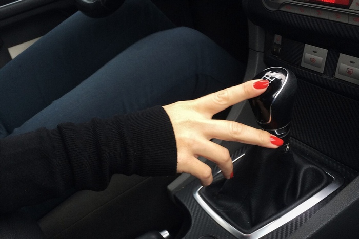 Обучение вождению на МКПП в Донецке